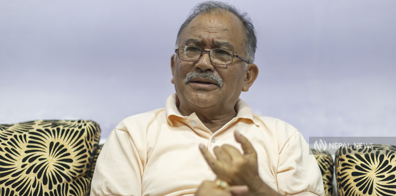 अस्थिरताको जड नेता र संविधान