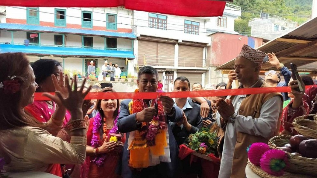 गृहिणी महिला सशक्तिकरणमा नयाँ पहल, बेथानचोकमा कोसेली–घर स्थापना