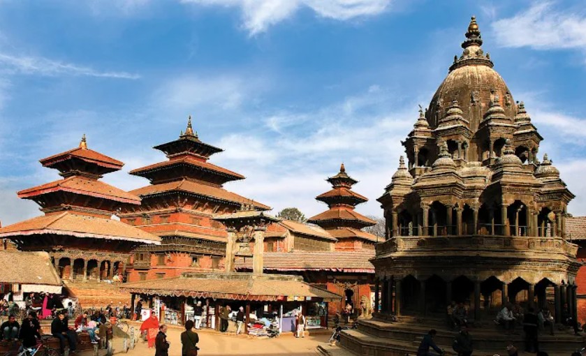 जीर्ण अवस्थामा पाटन दरबारको ऐतिहासिक घण्ट