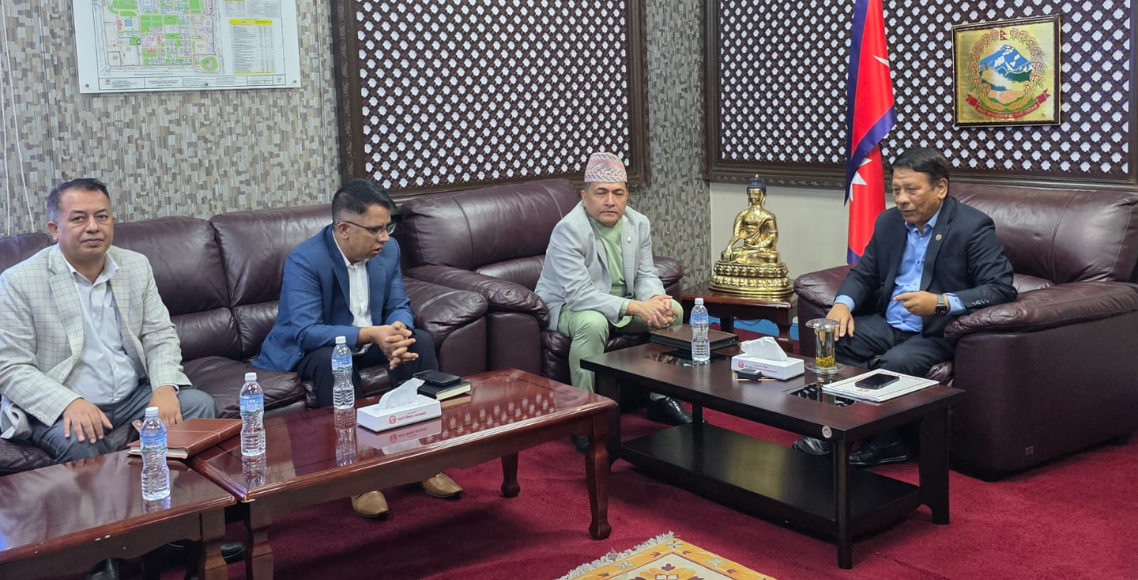 अवरुद्ध सडक तदारुकताका साथ खोल्न प्रयास गरिने