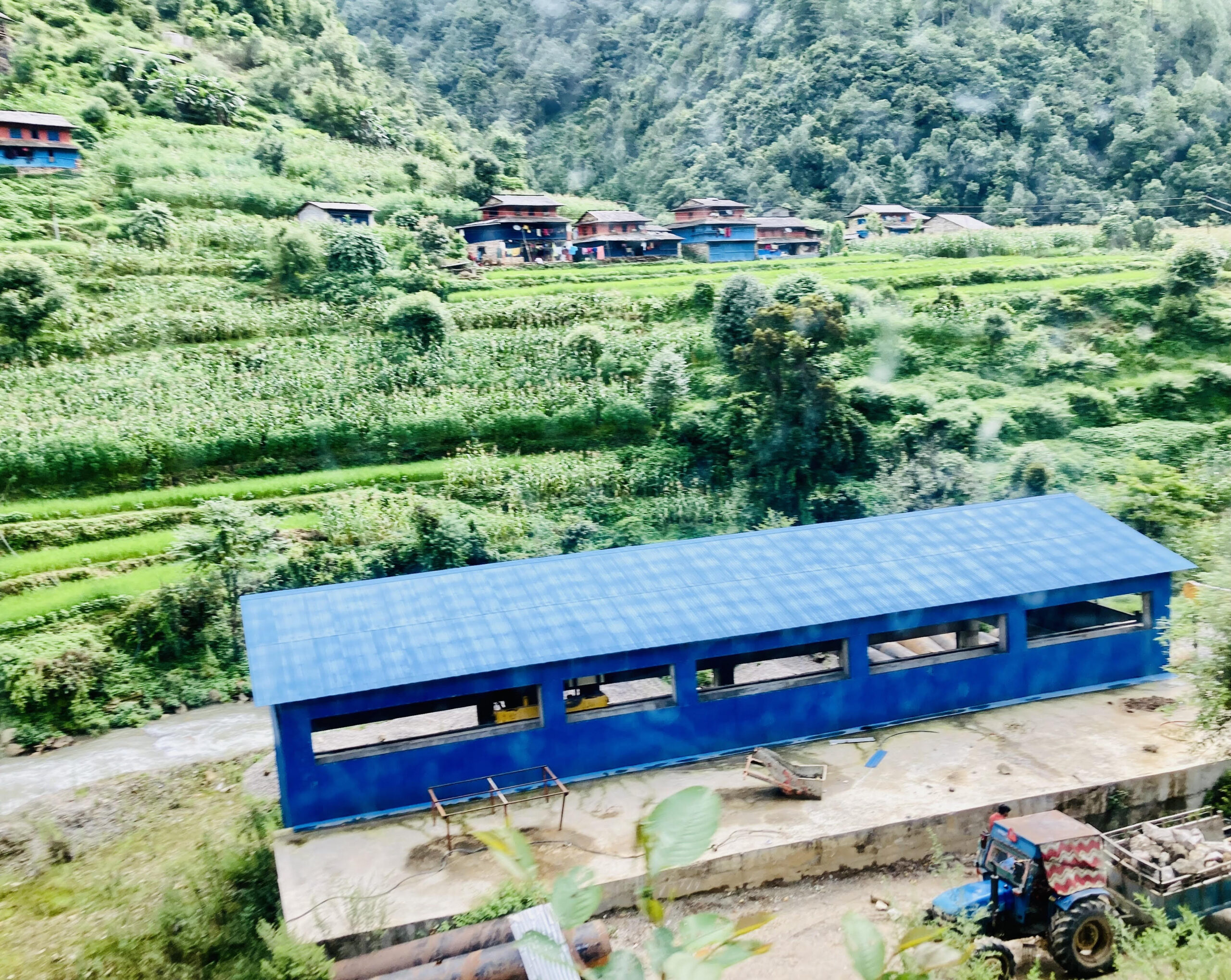 ६ जलविद्युत् आयोजना एउटै खोलामा