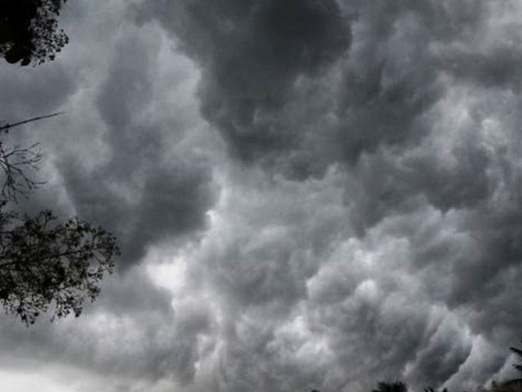 मनसुनको न्यून चापीय रेखा सक्रिय, लुम्बिनी र सुदूरपश्चिममा हावाहुरीको खतरा