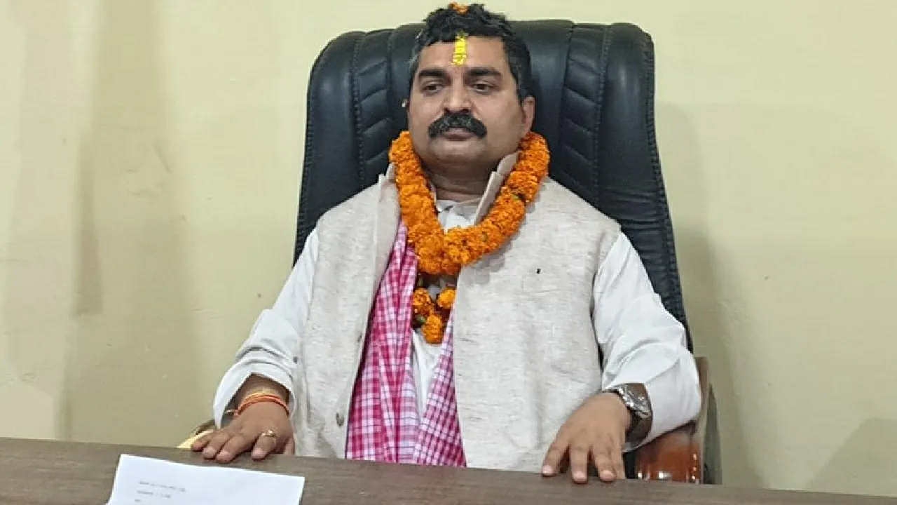 मधेस प्रदेशका पूर्वप्रमुख ‍झालाई थुनामा राख्ने जिल्लाको आदेश सदर