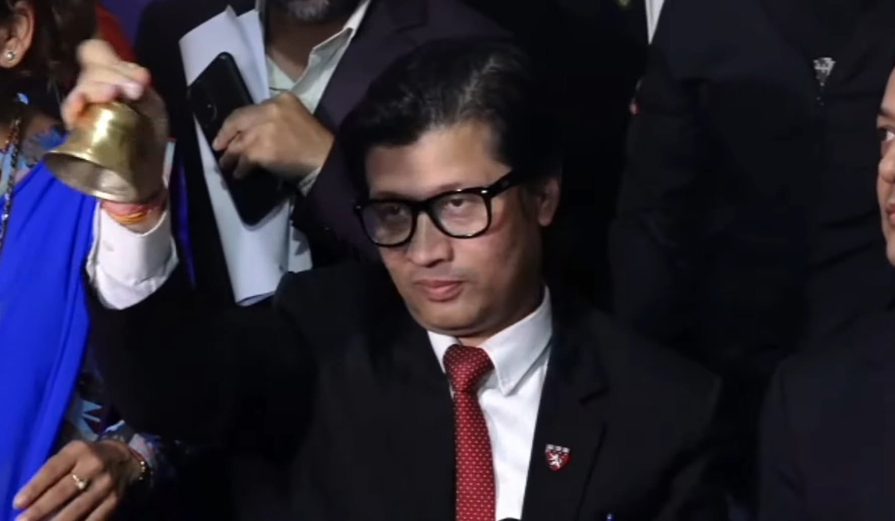 रास्वपाले रुपन्देही ३ मा डा. लेखजंग थापालाई उम्मेदवार बनाउने