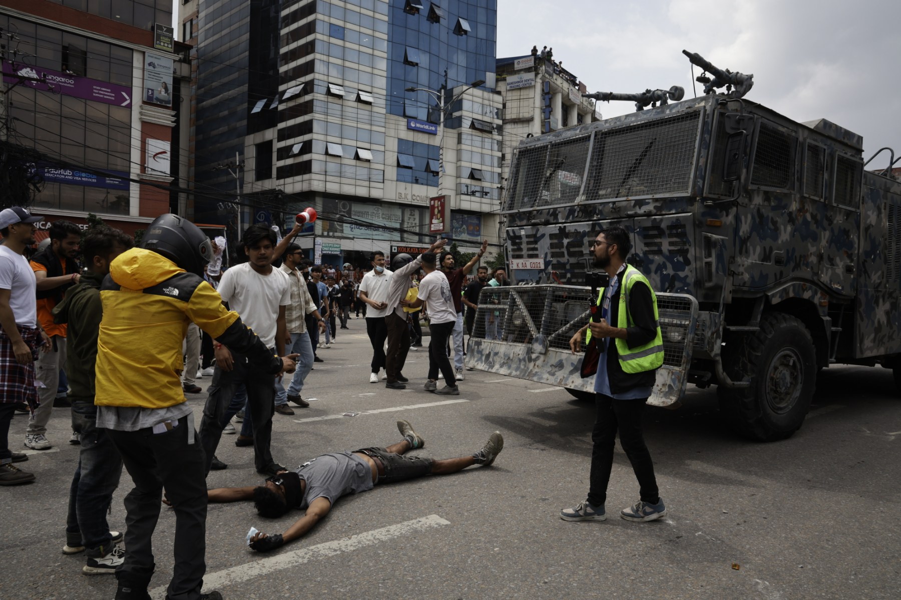 यी हुन् ट्रमा सेन्टरमा उपचाररत ४९ घाइते [ नामसहित ]