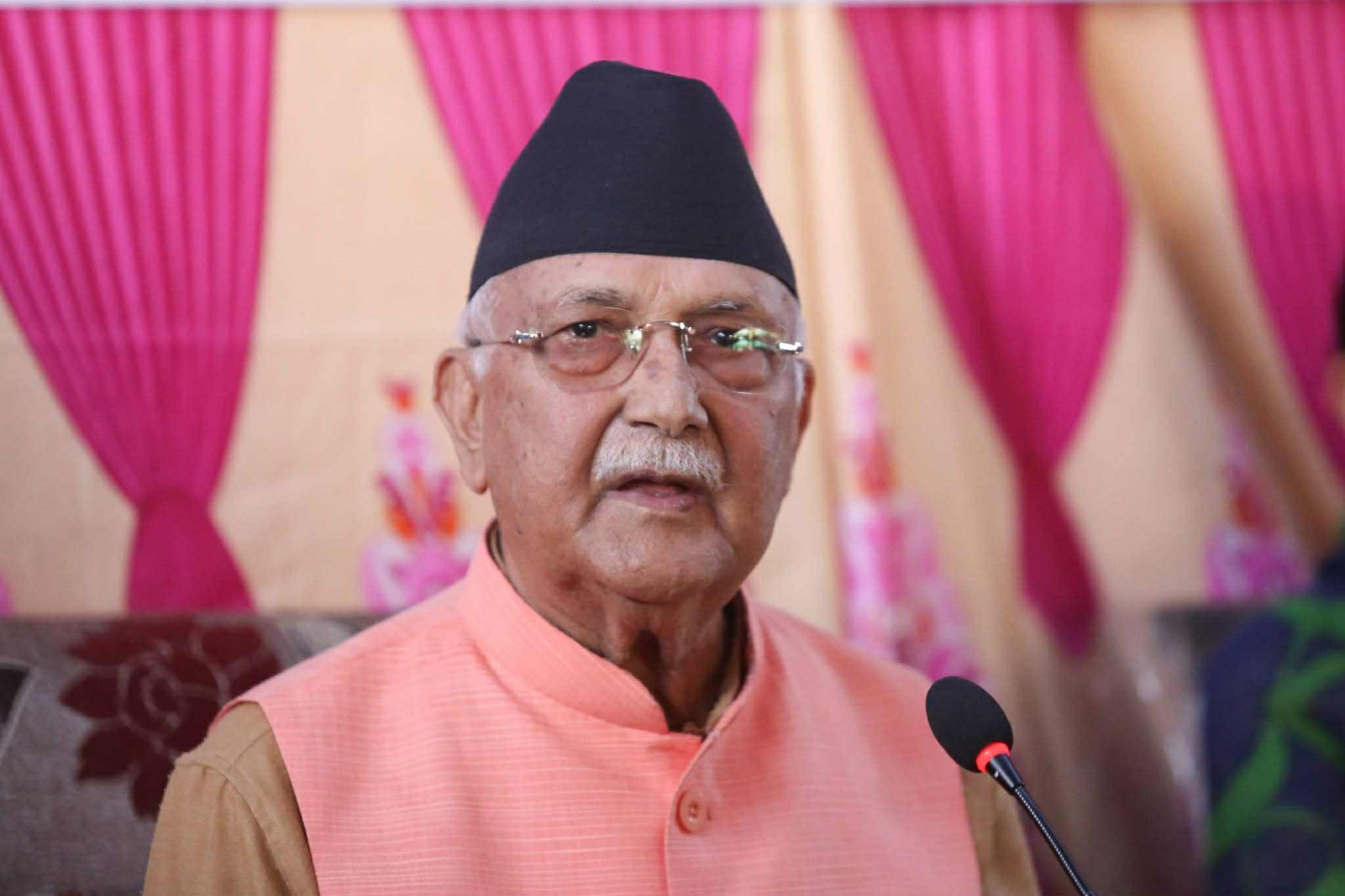 हा-हुको सरकार हुर्किए पनि हामी देश छोड्दैनौँ- केपी ओली