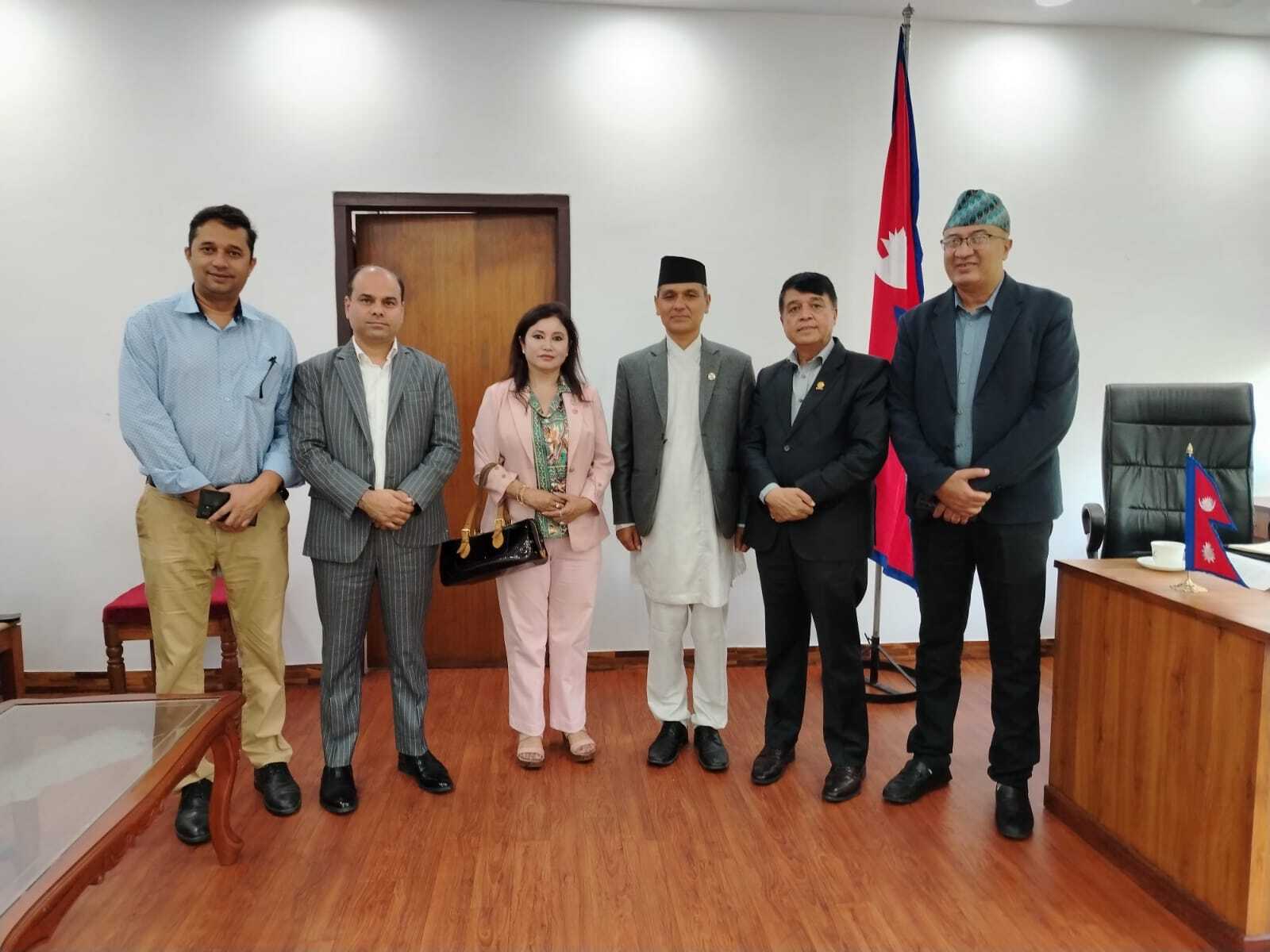 व्यवसाय गर्ने वातावरणका लागि सुरक्षाको प्रत्याभूति दिलाउन सरकारसँग माग