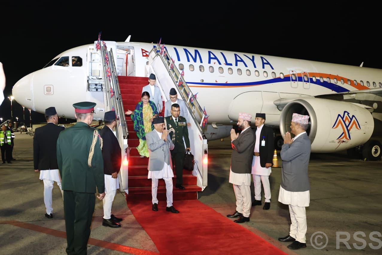 प्रधानमन्त्री ओली स्वदेश फिर्ता