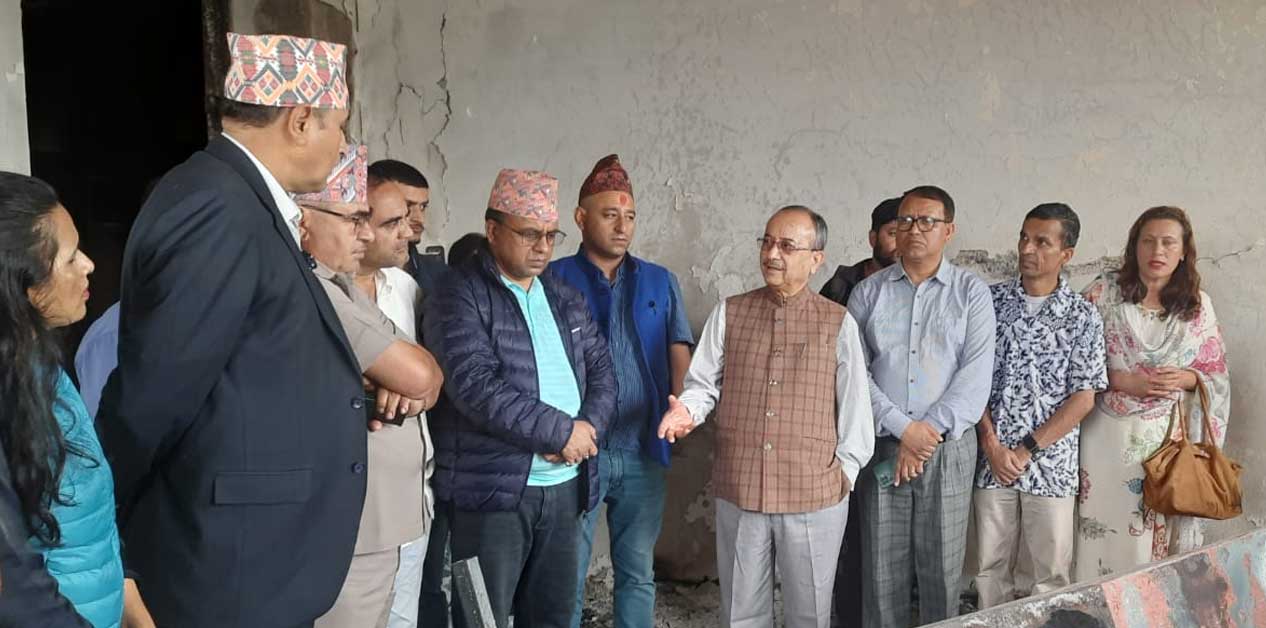 तत्काल देउवाको विकल्प नखोज्ने कांग्रेस उपसभापति खड्काको संकेत