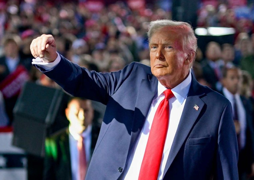 ट्रम्पले अमेरिकी रक्षा मन्त्रालय पेन्टागनको नाम परिवर्तन गर्दै युद्ध मन्त्रालय बनाउँने