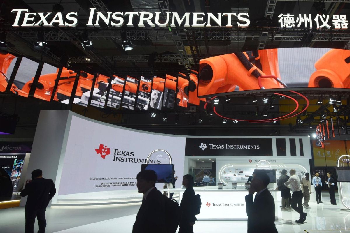 मेड्रिड व्यापार वार्ताअघि चीनद्वारा अमेरिकी सेमिकन्डक्टर कम्पनीहरू लक्षित गर्दै दुईवटा अनुसन्धान सुरु