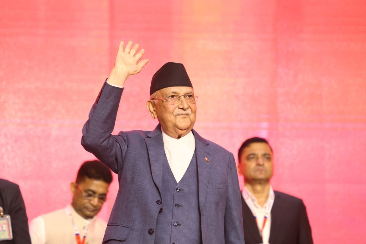 एमाले अध्यक्ष ओलीको राजनीतिक प्रतिवेदनः नेपाली विशेषताको समाजवाद, बहुलता र विविधताको समायोजन