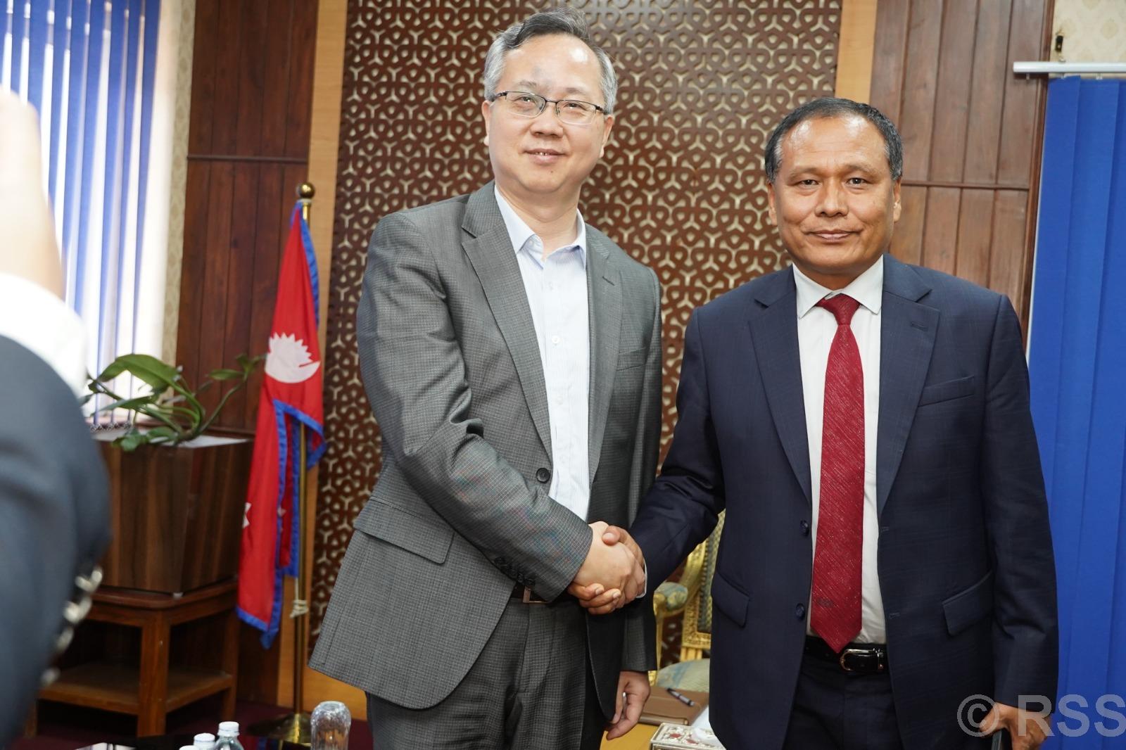 चीन जोड्ने सडक सञ्जाल सुधारमा सहयोगको अपिल