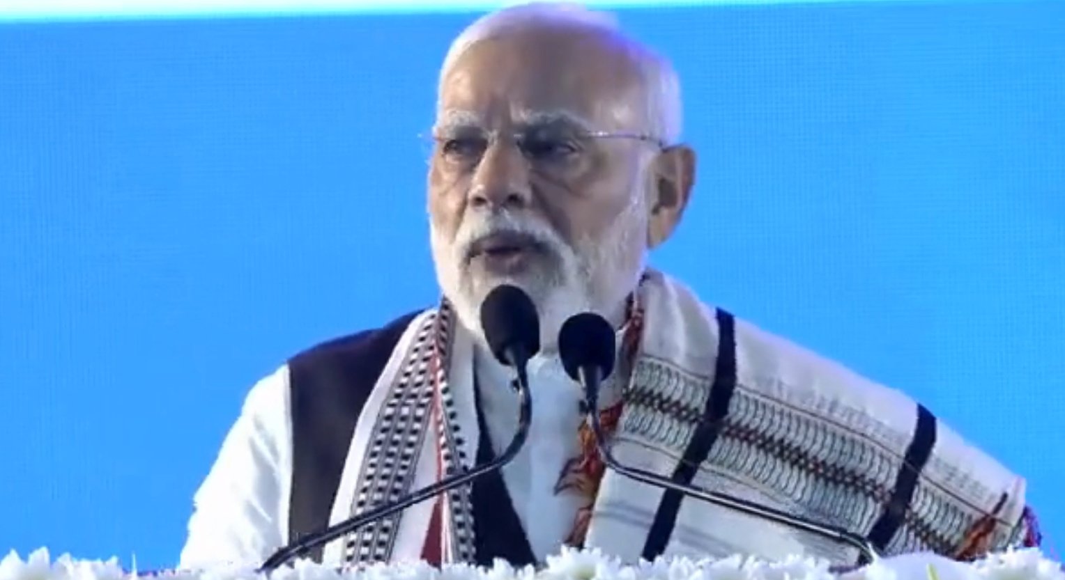 जेनजी आन्दोलनको प्रशंसा गर्दै मोदी : ‘सुशिला कार्की महिला सशक्तीकरणको प्रतीक’