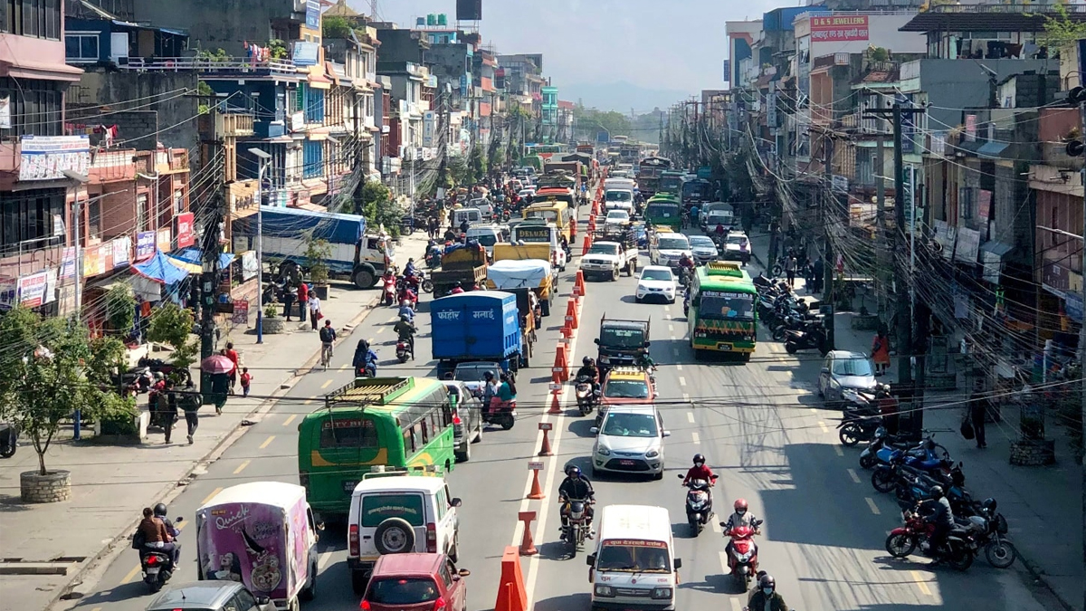 पोखरामा सार्वजनिक यातायात सञ्चालनमा