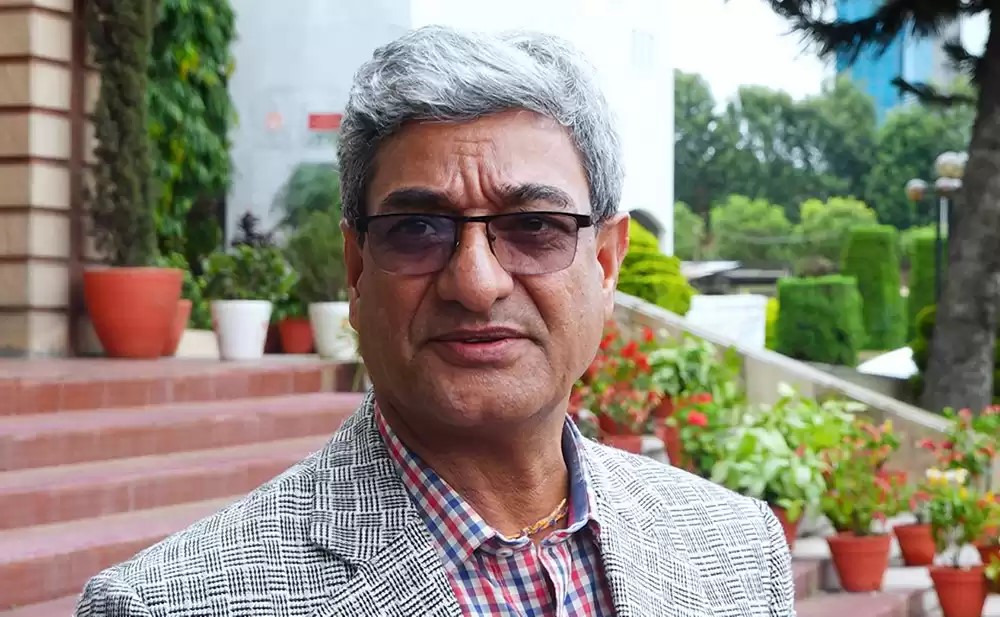 पूर्वमन्त्री रमेश लेखकलाई मातृशोक