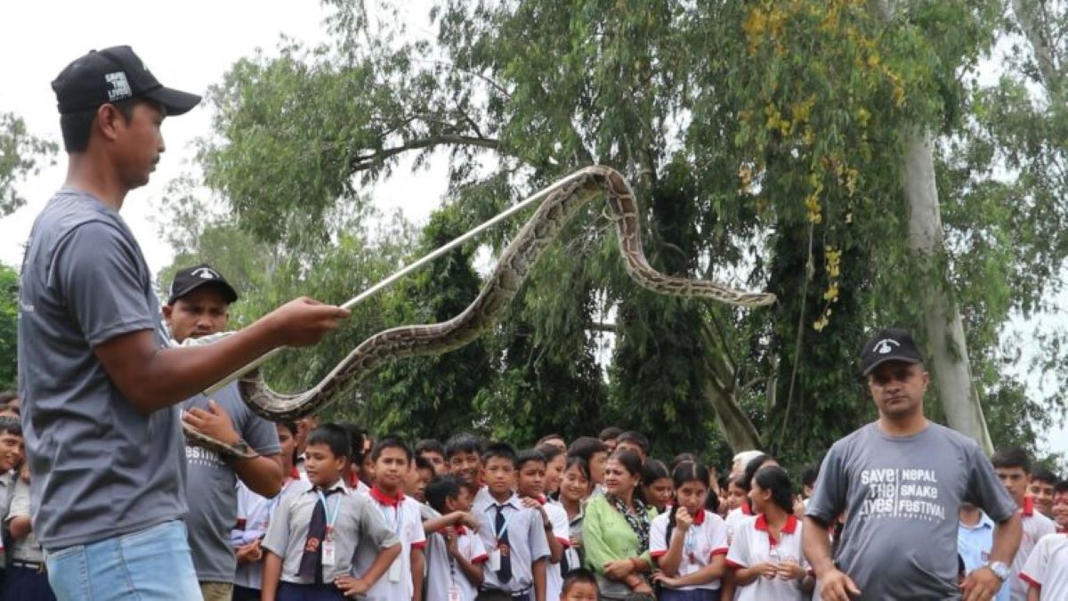 आगामी असोज २ र ३ गते धनुषामा तेस्रो सर्प महोत्सव हुने