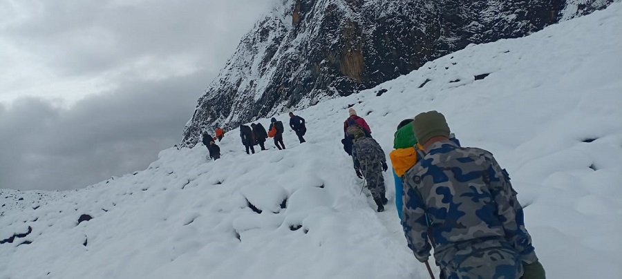 अन्नपूर्ण बेस क्याम्पबाट १ सय ६२ पर्यटकको उद्धार