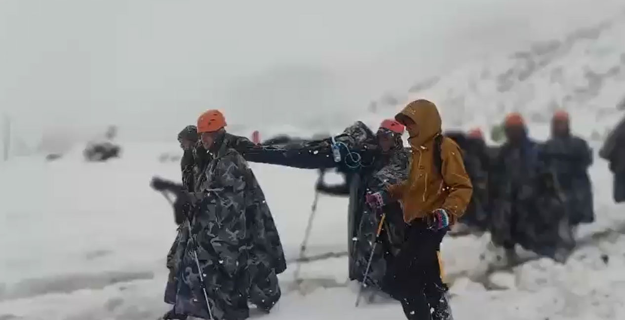 हिमपातमा फसेका ७५० जनाको उद्धार