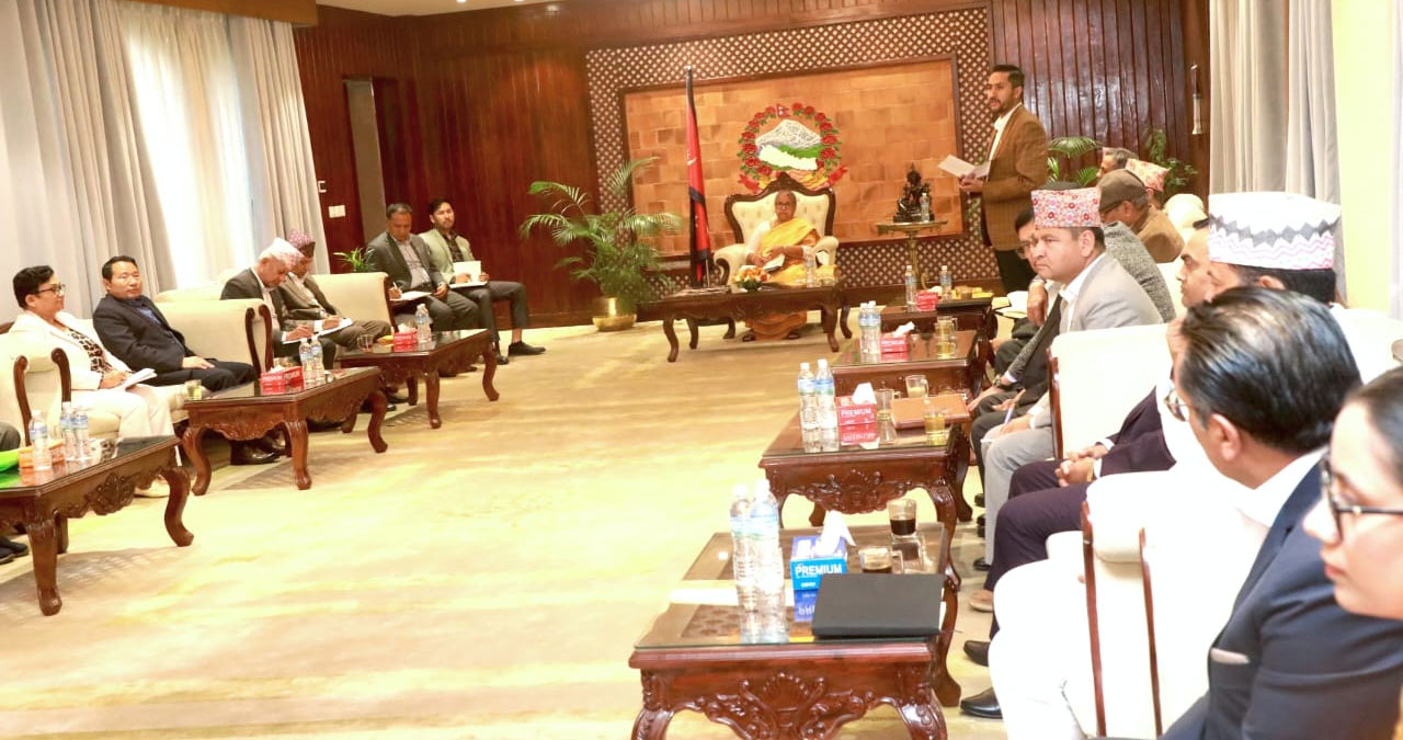 सरकार र एमाले एक-एक कदम पछि हट्दा संवाद सुरु