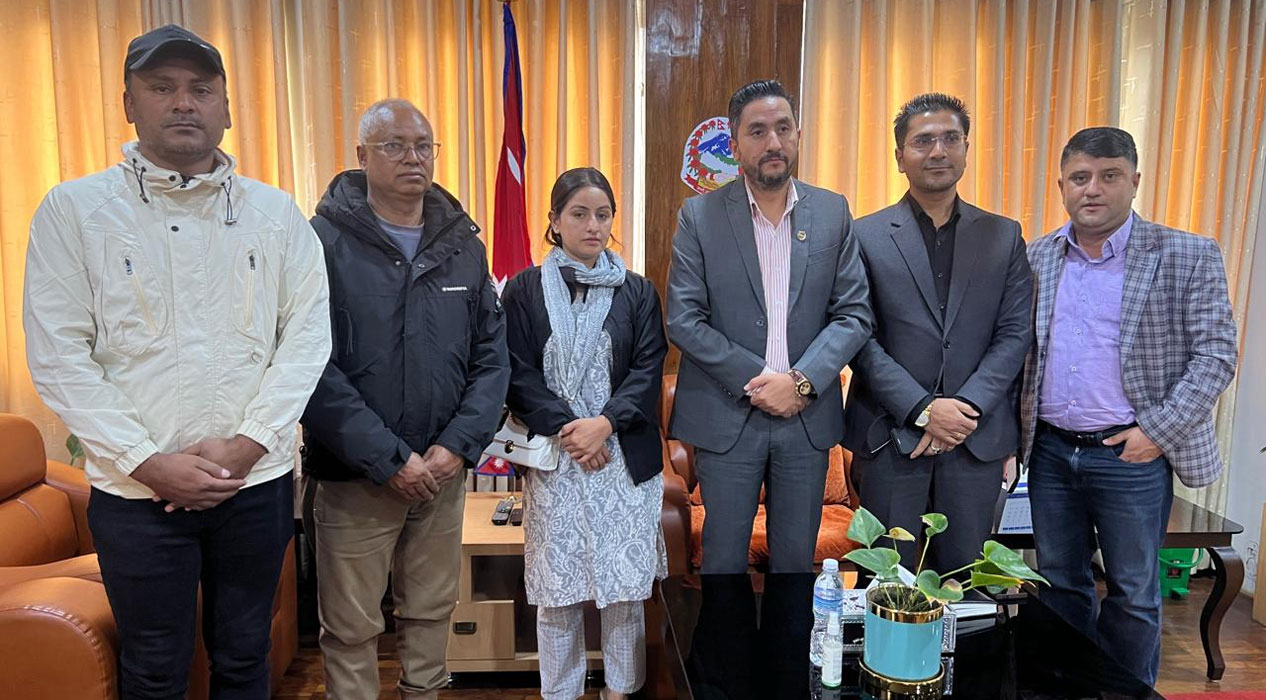 पत्रकार सुरेश रजककी पत्नीलाई रोजगारी दिइने