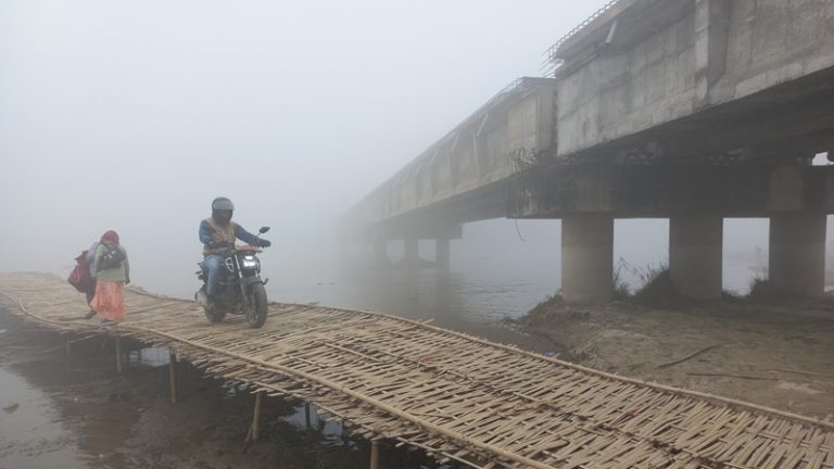 सडक अलपत्र पार्ने १७ ठेक्का तोड्ने प्रक्रिया सुरु