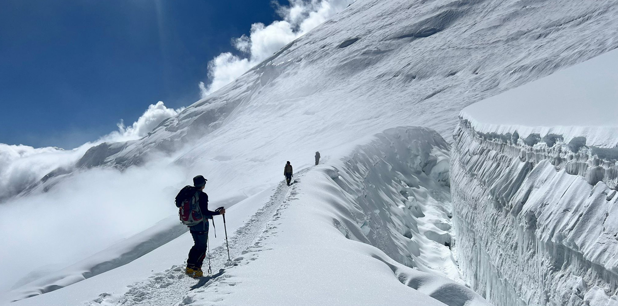 यसरी ‘किलर’ बाट प्रिय बन्यो मनास्लु हिमाल