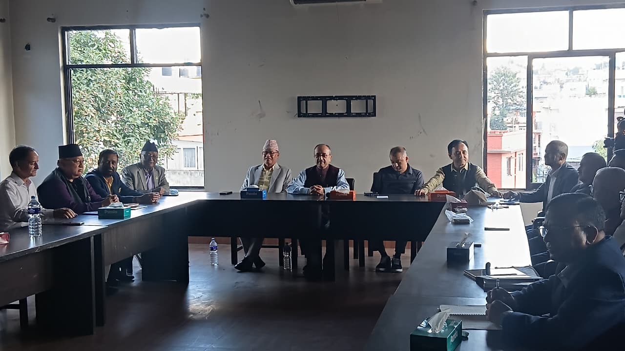 नियमित महाधिवेशन गर्न महामन्त्री थापाको प्रस्ताव