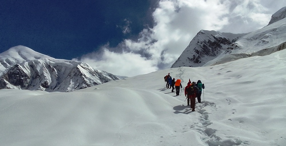 हराएका पर्यटक र पथप्रर्दशक भेटिए