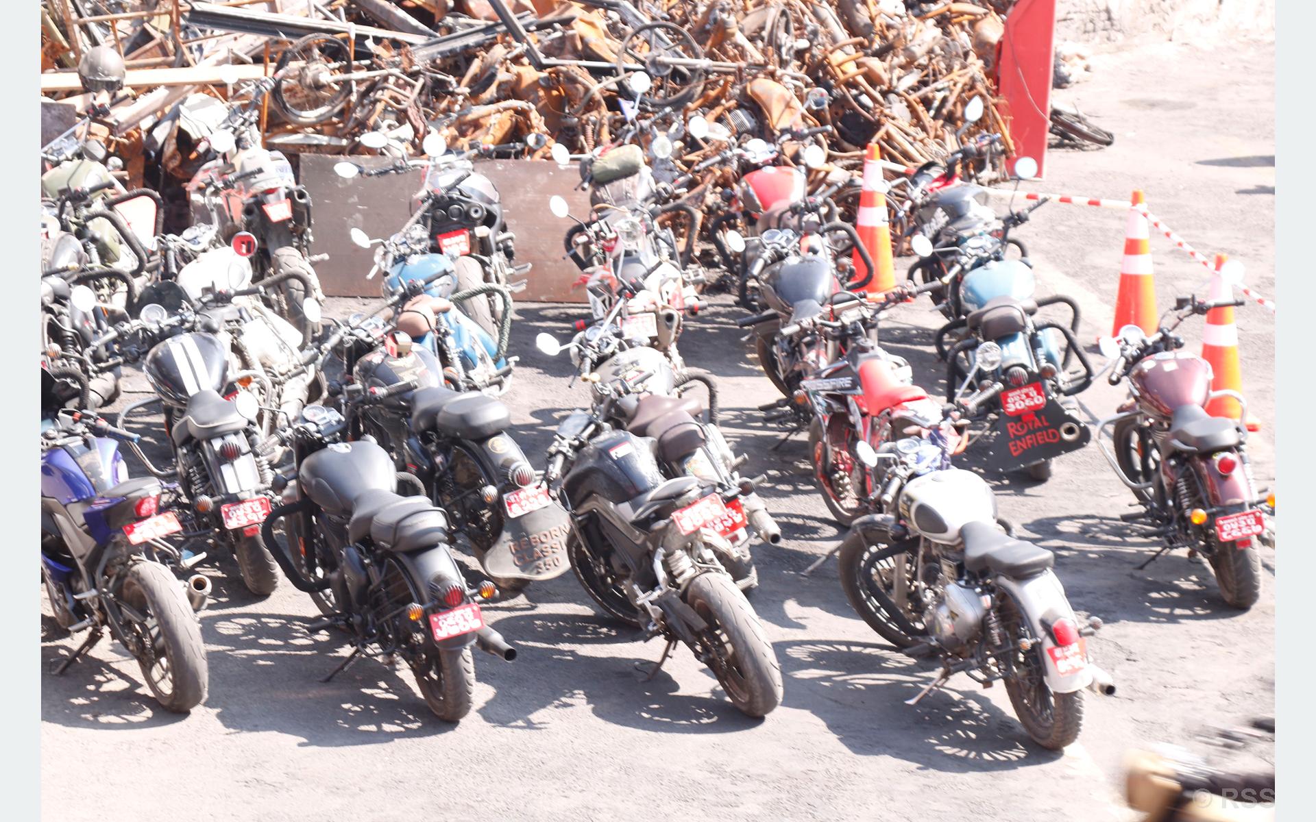 ध्वनि प्रदूषण नियन्त्रण गर्न ट्राफिक प्रहरीको विशेष अभियान सुरु