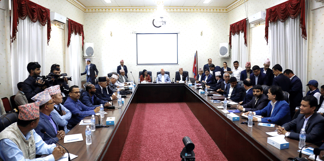 निर्वाचन आयोग र राजनीतिक दलबीच छलफल