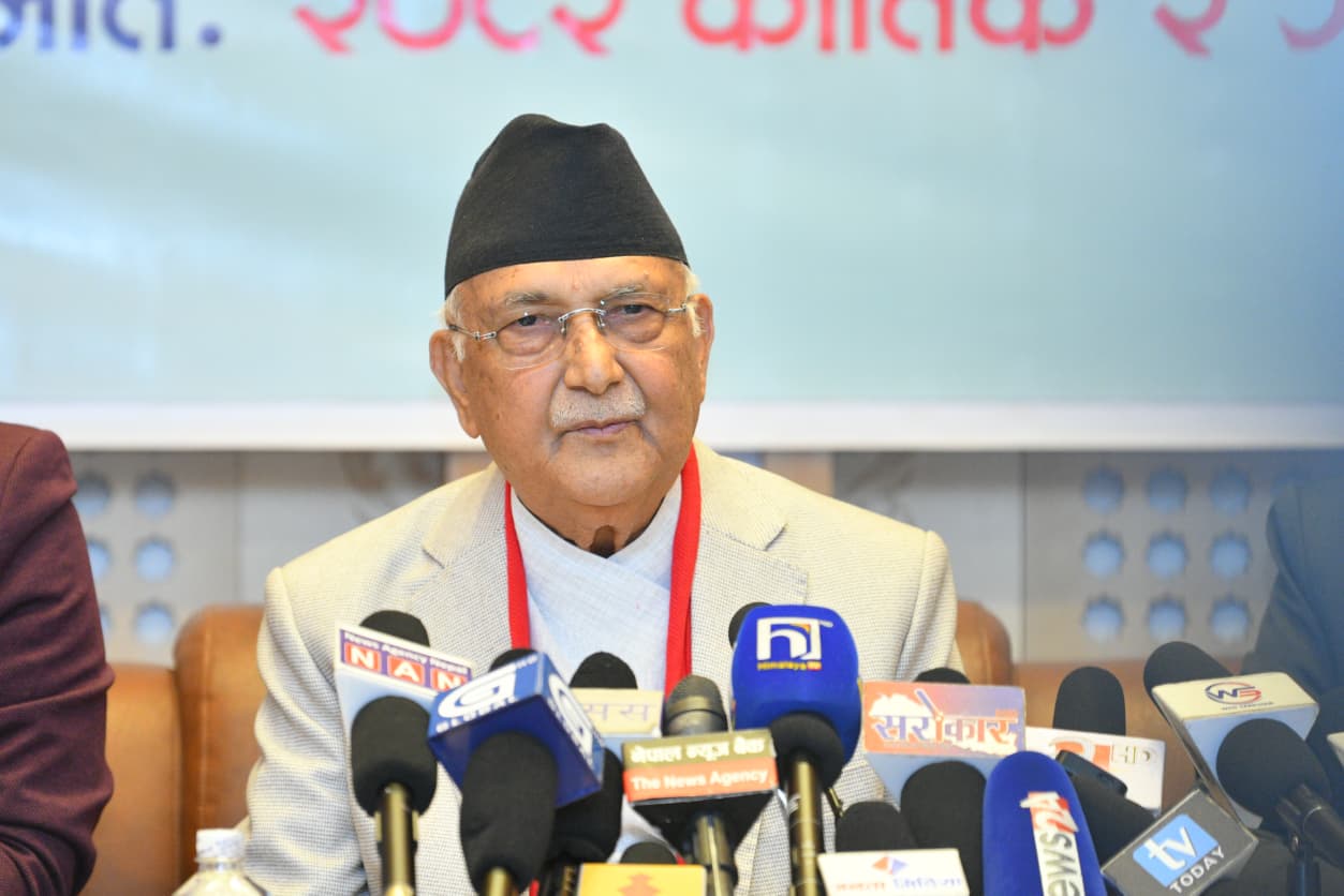 सुशीला कार्कीको शपथग्रहण नहुन्जेल मेरो फोन सेनाले सिज गरेको थियो : ओली