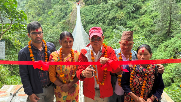 बुकेनी र धापुङ्ग गाउँ जोड्न झोलुङ्गे पुल निर्माण, दुई सय घरपरिवार लाभान्वित