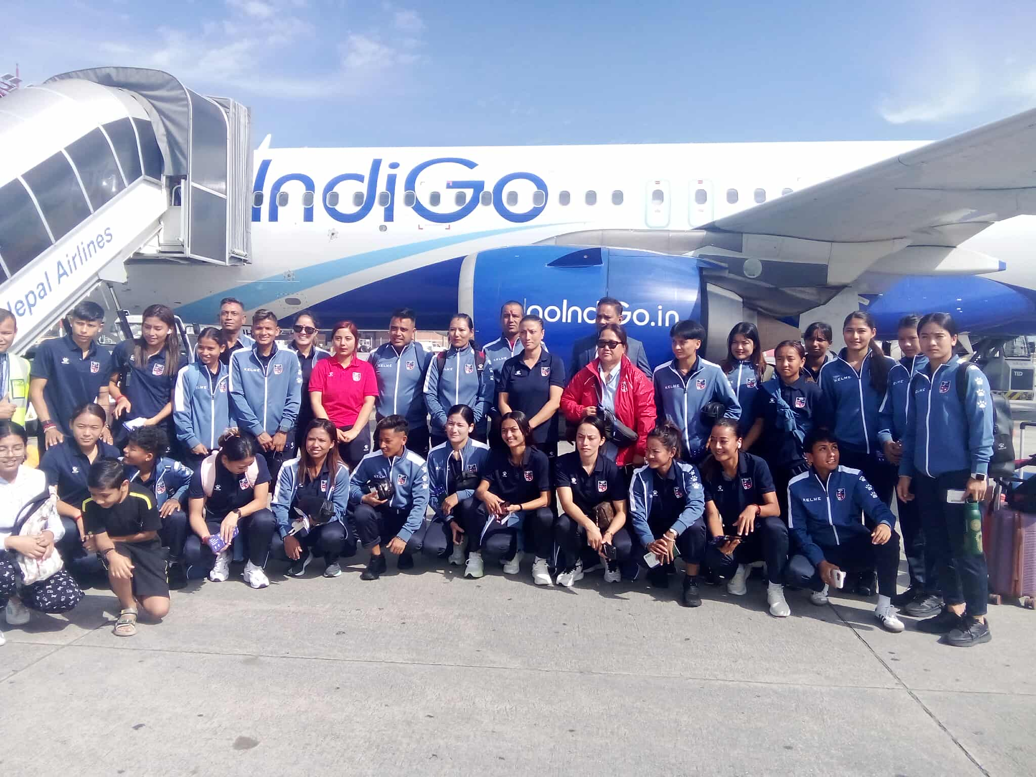 नेपाली महिला फुटबल टोली भारत प्रस्थान