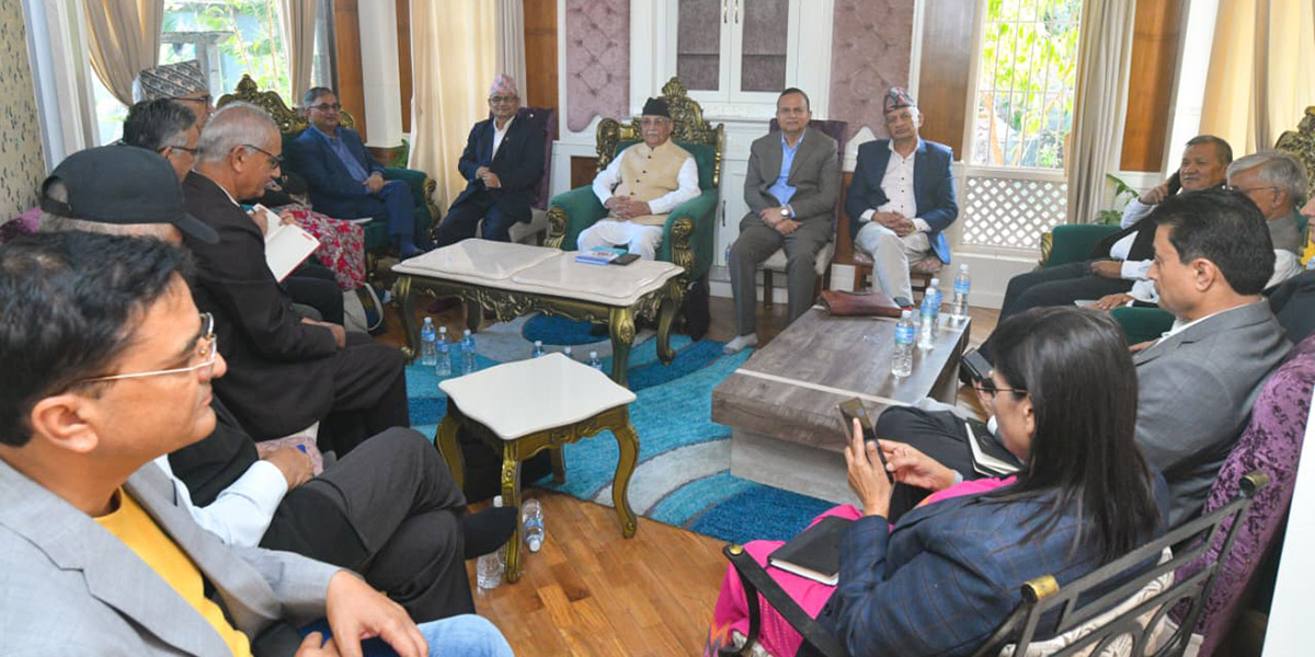 ओली अस्वस्थ भएपछि एमाले सचिवालय बैठक स्थगित