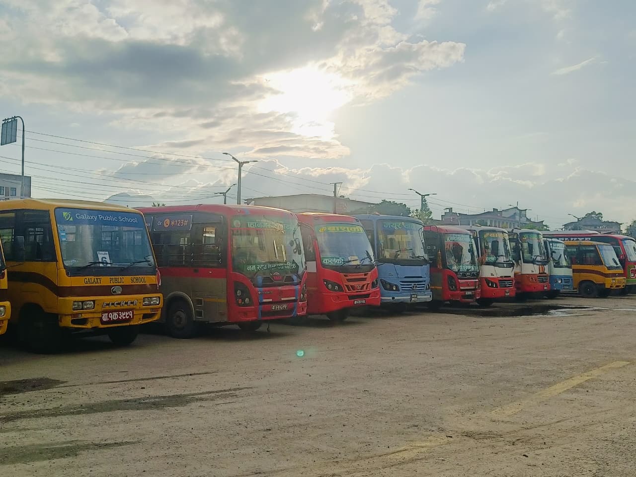 बढी धुवाँ फाल्ने ३७ गाडी ट्राफिक प्रहरीको नियन्त्रणमा