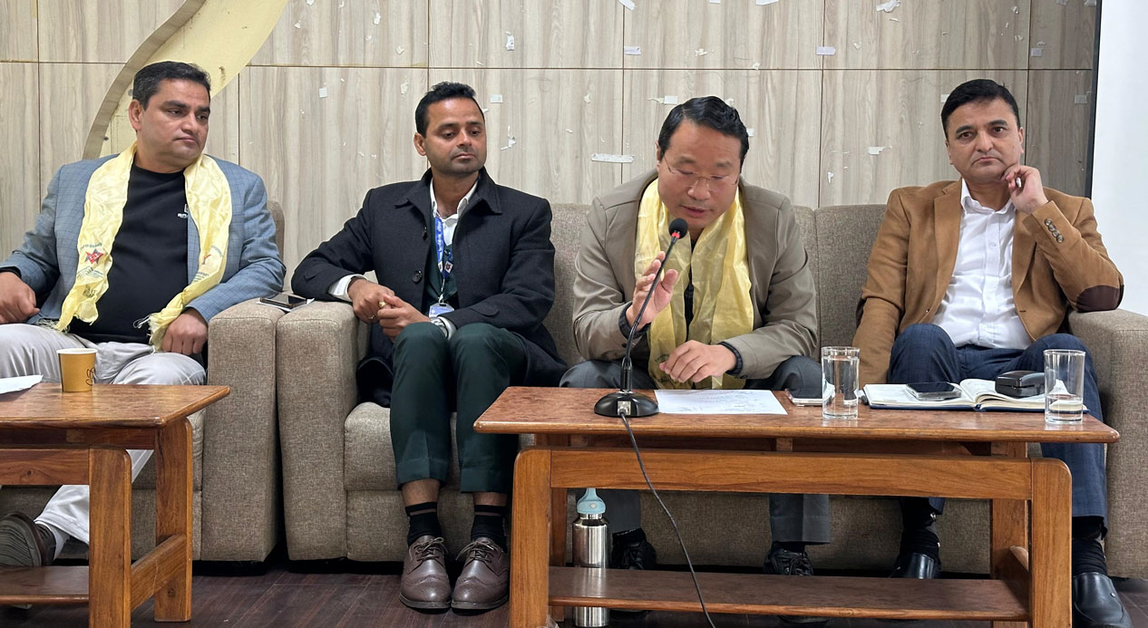 द्वन्द्व व्यवस्थापनमा विश्वले नेपालबाट सिक्न सक्छ : वर्षमान पुन