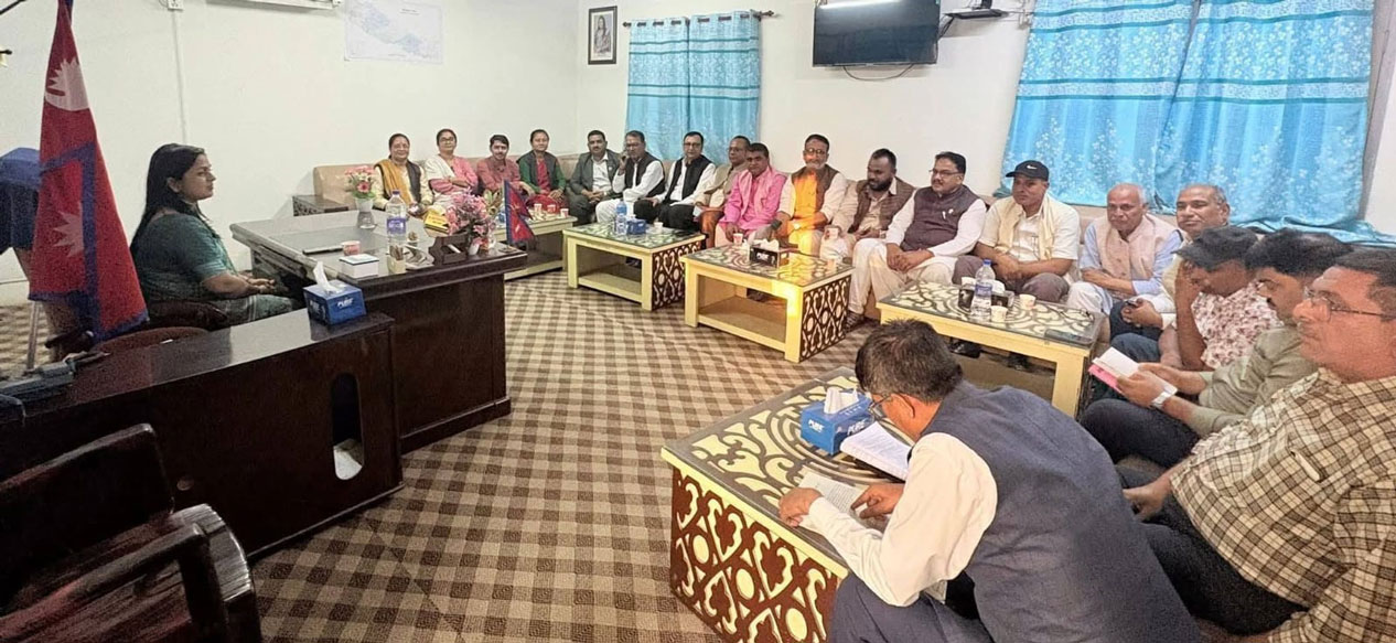 सभामुख मण्डलविरुद्ध अविश्वासको प्रस्ताव‚ पाँच सांसद पदमुक्त