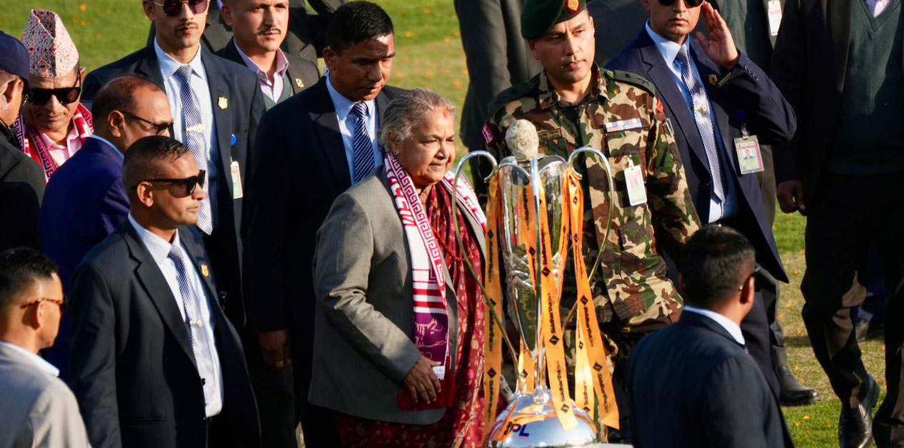 एनपीएल : प्रधानमन्त्री कार्कीद्वारा उद्घाटन, हेलिकोप्टरबाट पुष्पवृष्टि