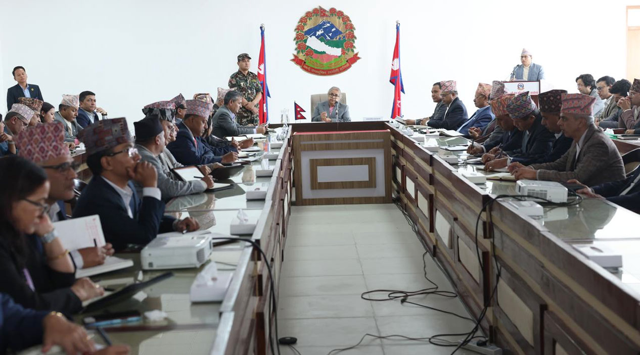 सचिवहरुलाई प्रधानमन्त्री कार्कीको १४ बुँदे निर्देशन [पूर्ण पाठसहित]