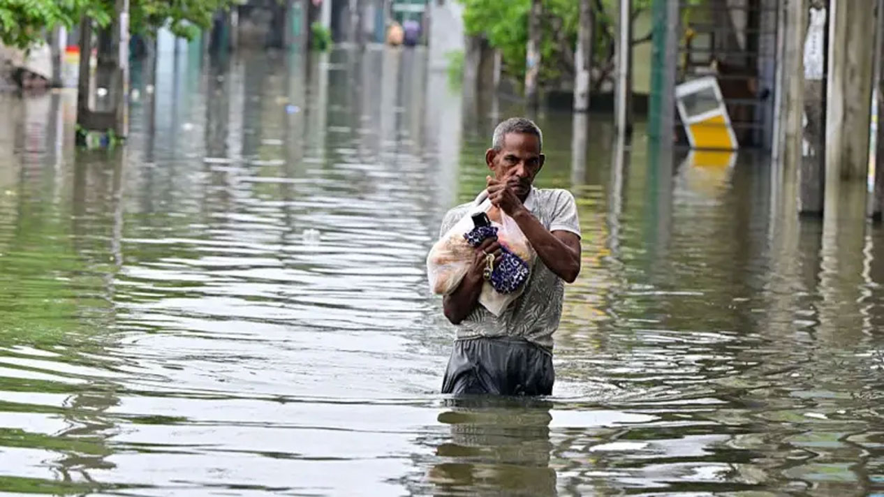 श्रीलंकामा चक्रवात : १५३ जनाको मृत्यु, आपत्‌काल घोषणा