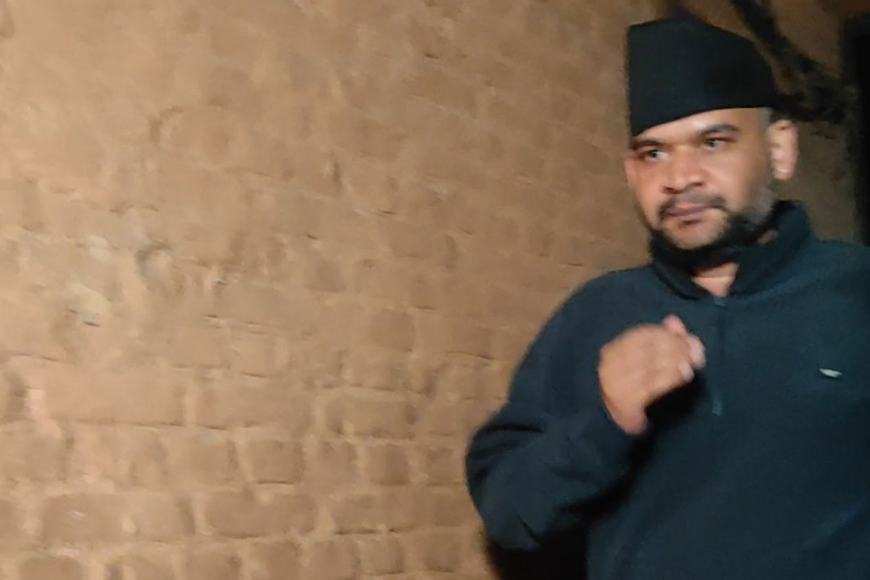 बालेन झन्डै १२ घण्टापछि ज्वागलबाट बाहिरिए