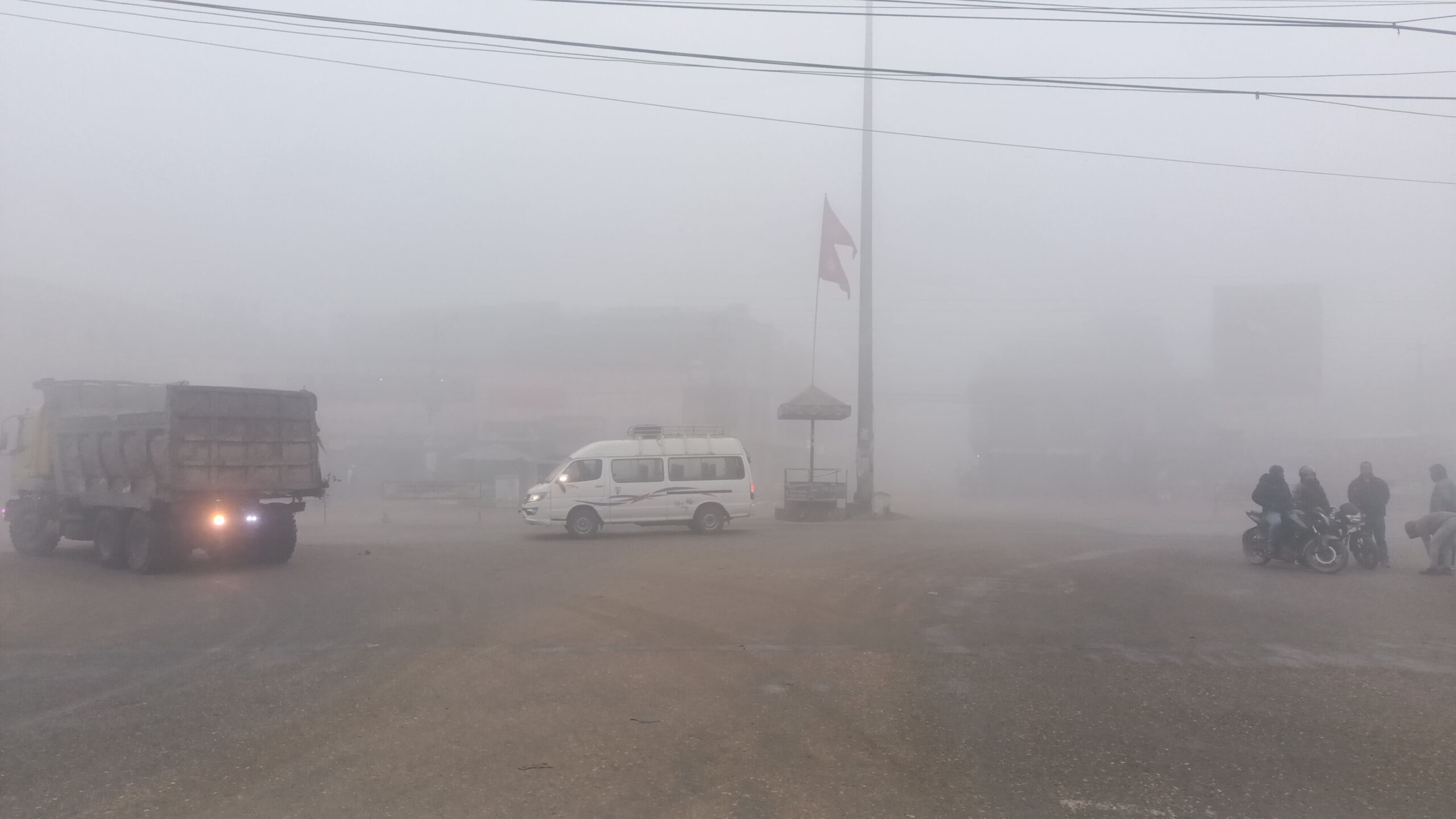 काठमाडौँको तापक्रम घट्यो, तराईमा हुस्सु र शीतलहर