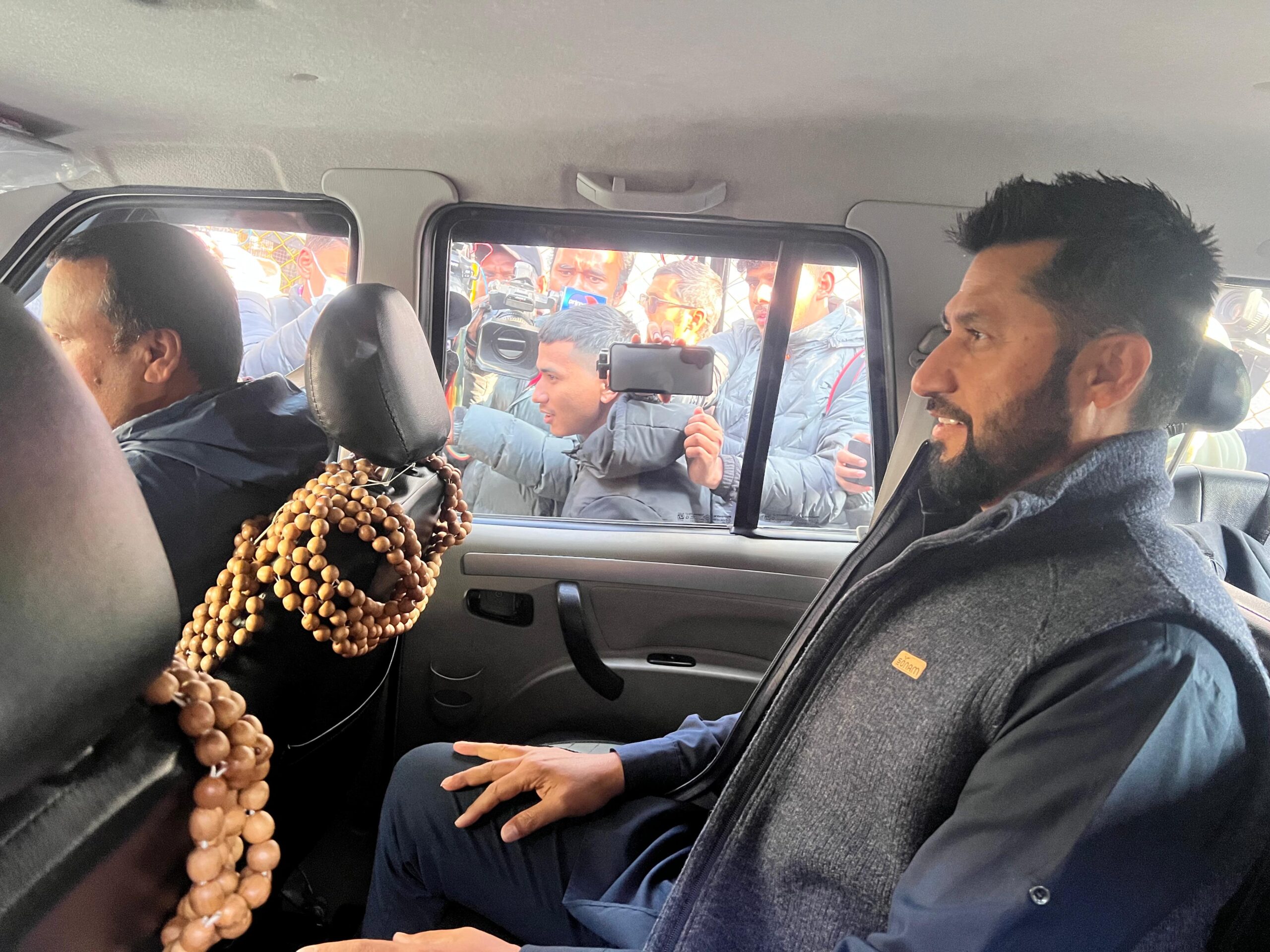 बालेनलाई भेटेर निस्किएपछि रविको प्रतिक्रिया- वार्ता राम्रो भयो‚ बाँकी समयले बताउला