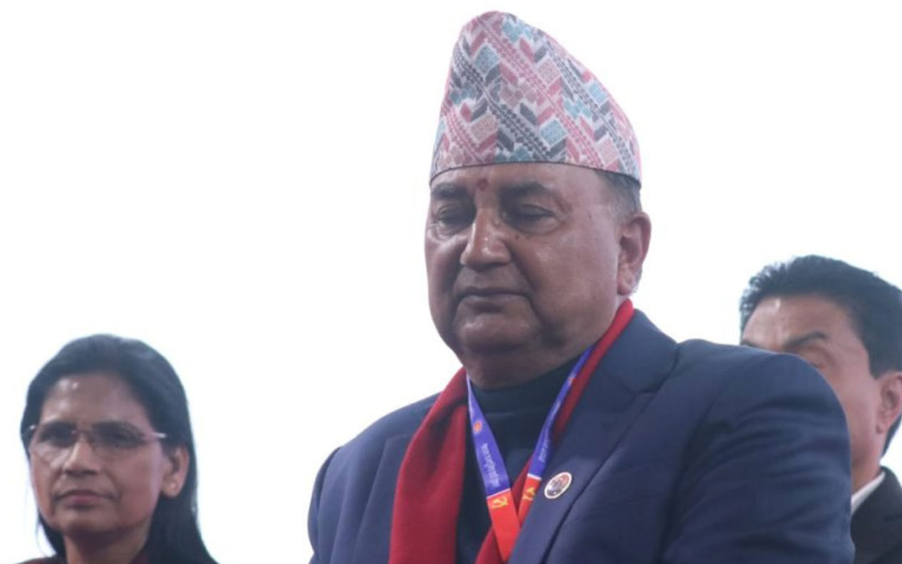 एमाले अध्यक्षमा ईश्वर पोखरेलले गराए उम्मेदवारी दर्ता