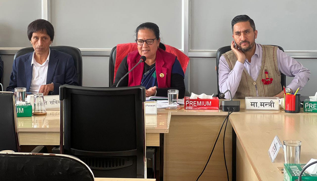 चलचित्र विधेयक संशोधनसहित अघि बढ्छ : सञ्चारमन्त्री खरेल