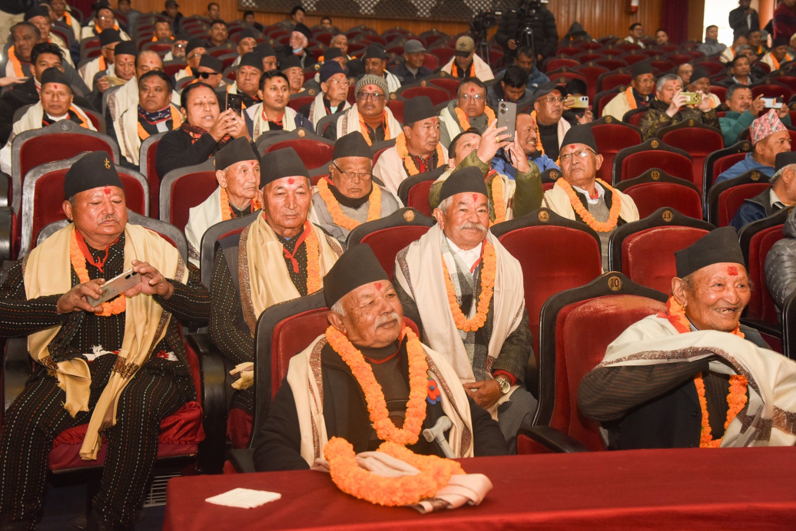 परम्परागत बाजाका २३५ गुरुलाई काठमाडौँ महानगरको सम्मान