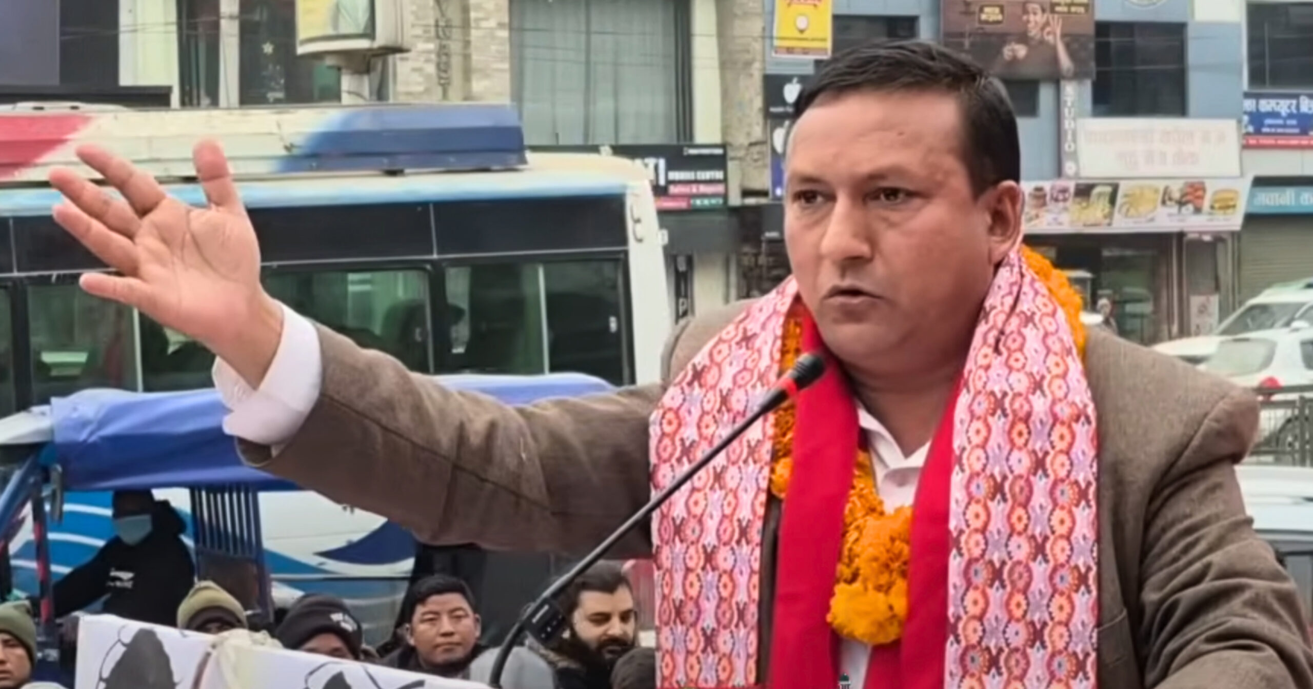 मित्र परियारहरूको दुःख