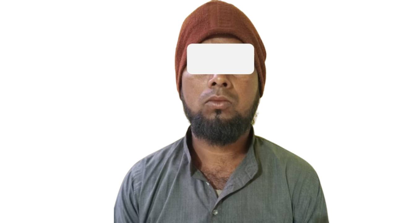 लागुऔषधसहित बारामा भारतीय नागरिक पक्राउ