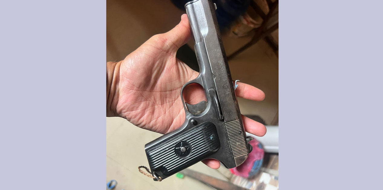 पहिले हिरासतबाट भागे, त्यसपछि स्वयम्भु वृत्तकै पेस्तोल लुटे